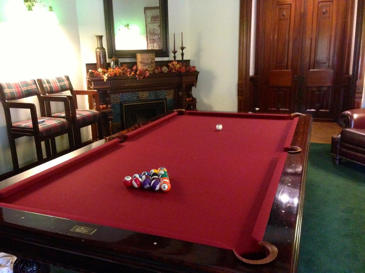 ベルフォント Reynolds Mansion Bed & Breakfast エクステリア 写真