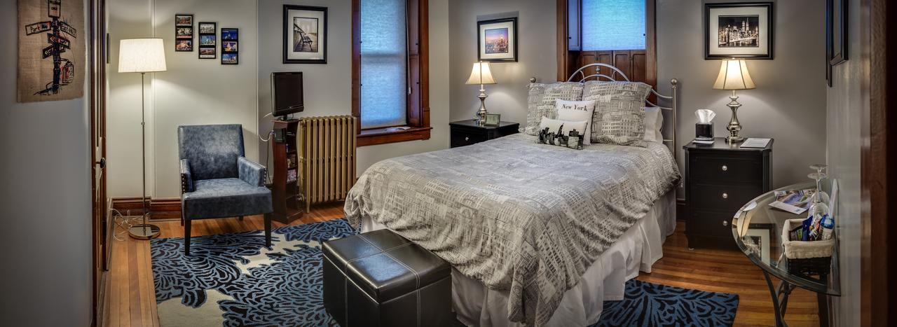 ベルフォント Reynolds Mansion Bed & Breakfast エクステリア 写真